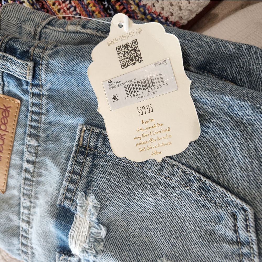 Altard State denim ripped shorts - Picture 3 of 3